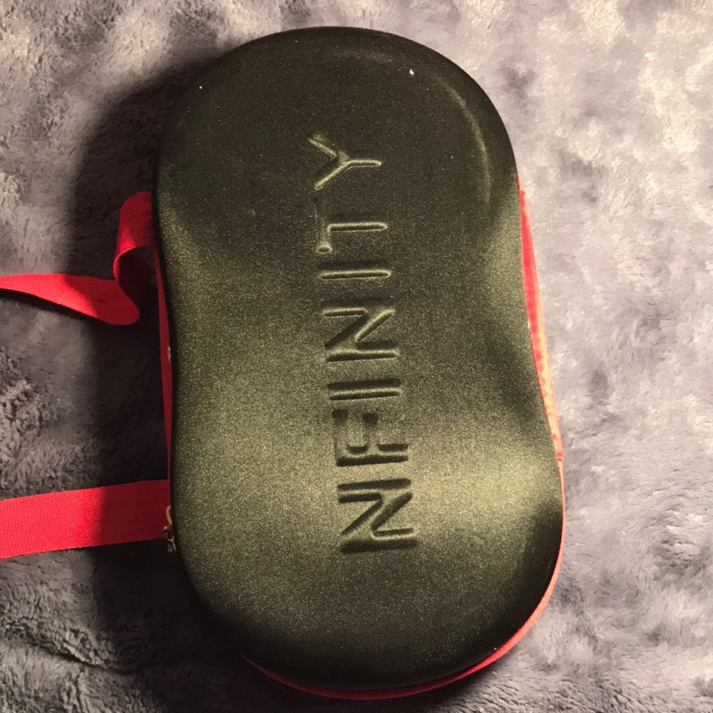 Nfinity vengeance cheer shoe case